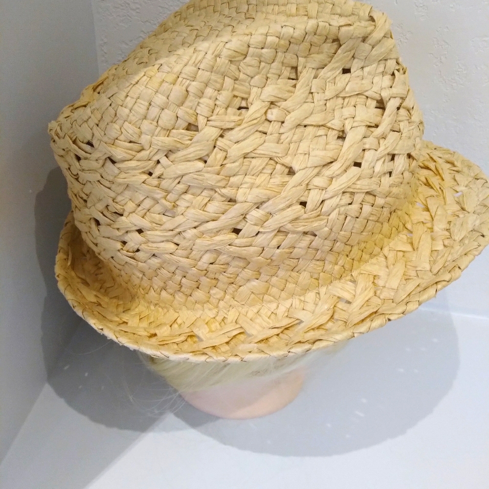 Super cute hat🥰🏖🏝
